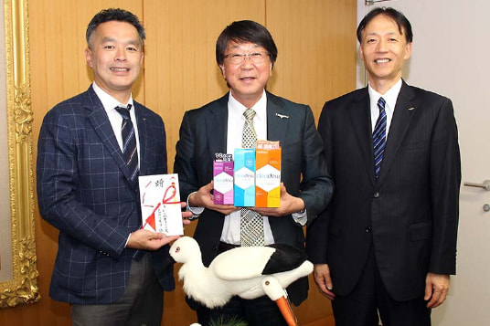 コウノトリ基金への寄付